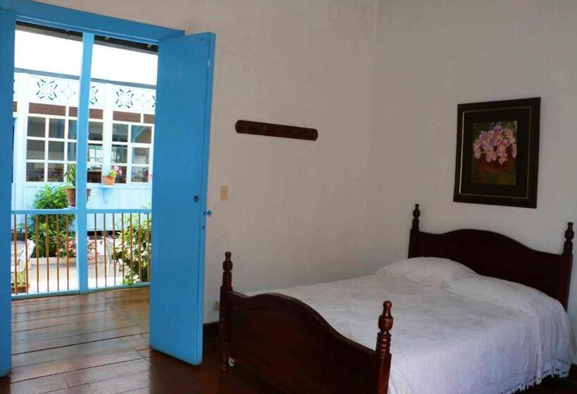 Casa Hotel El Compadre