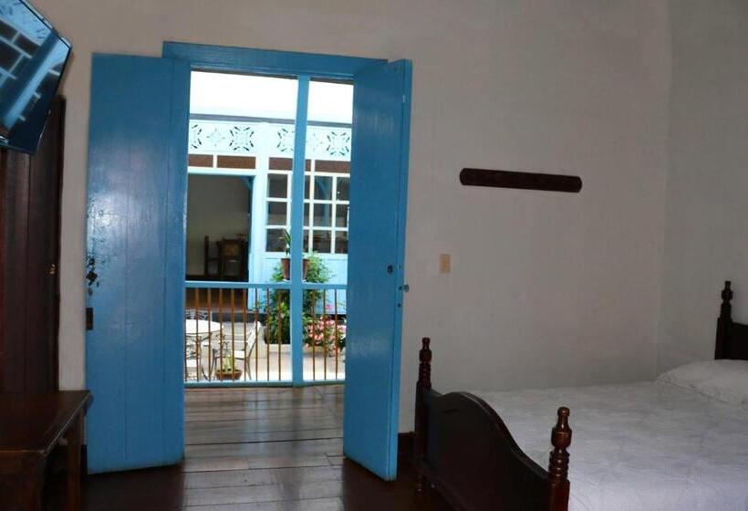 Casa Hotel El Compadre