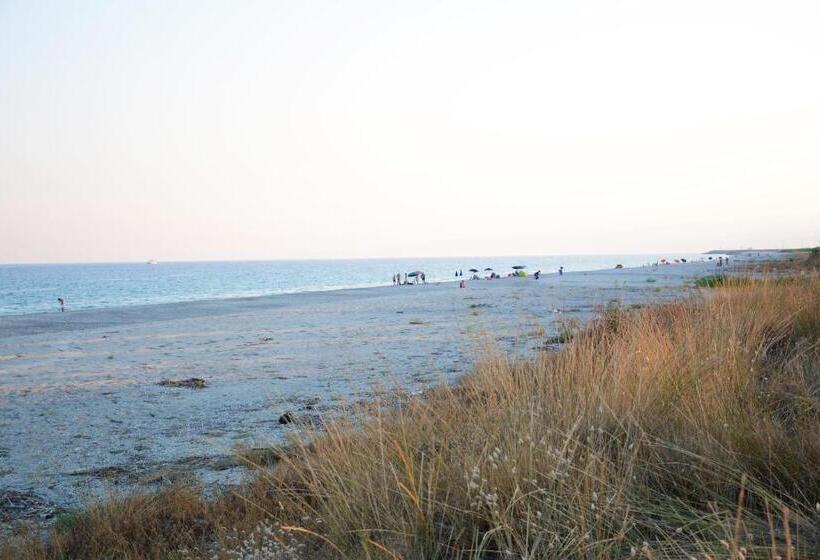 ホテル Castelvetere