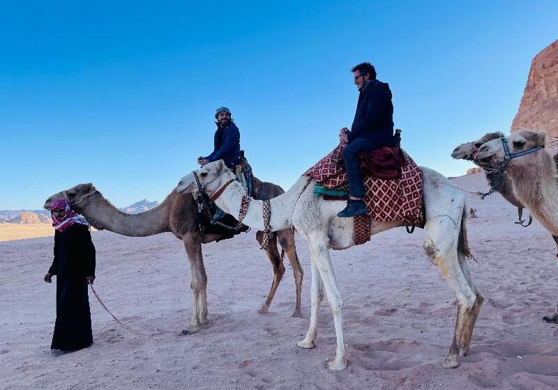 هتل کپسول Hasan Zawaideh Camp