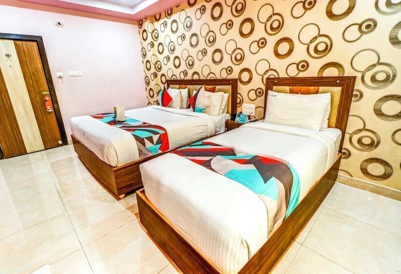 酒店 Fabexpress B Square