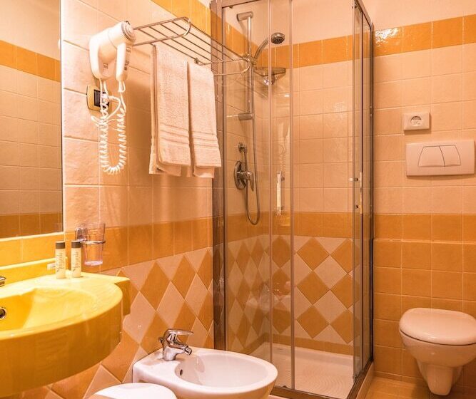 בית מלון כפרי Folgarida