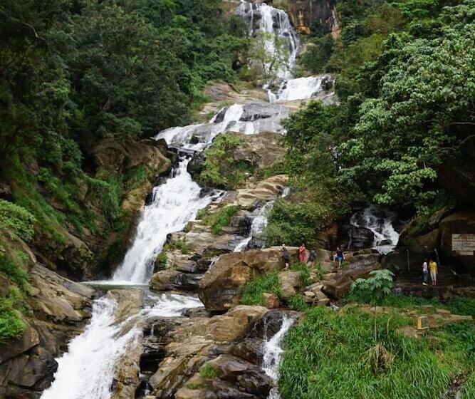 فندق Misty Elegance  Ella