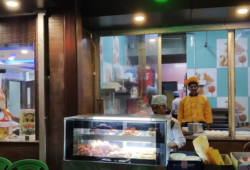 ホテル Ops Panchla