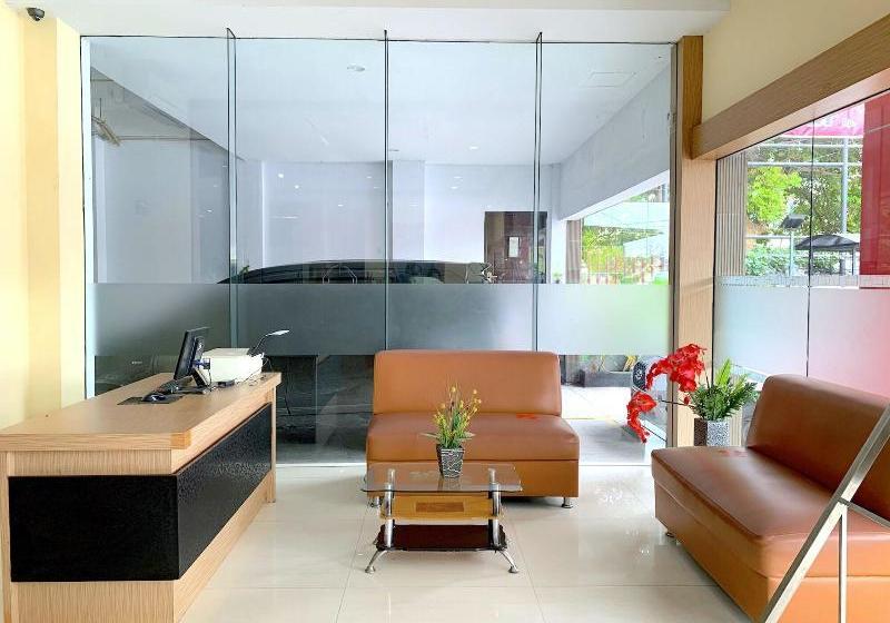 فندق Parma Indah