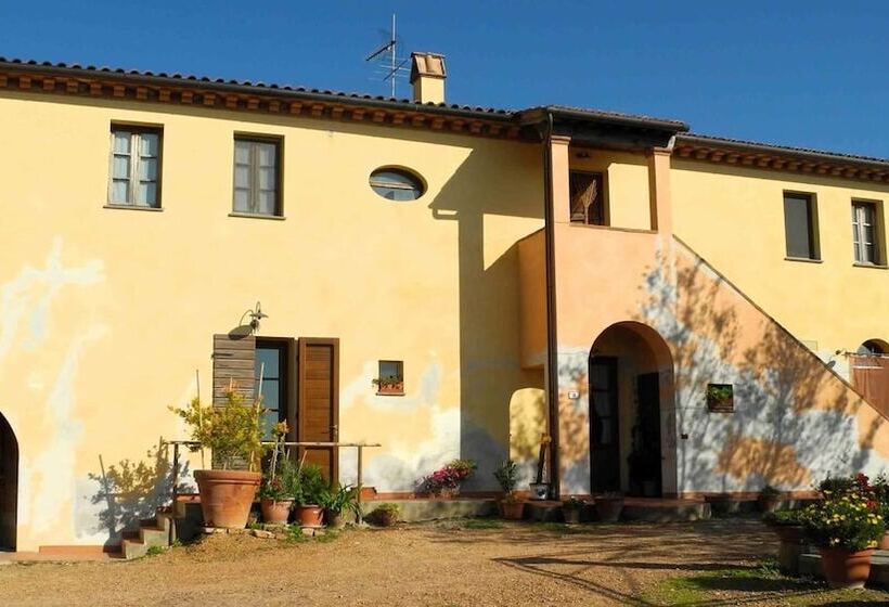 בית מלון כפרי Agriturismo I Greppioli