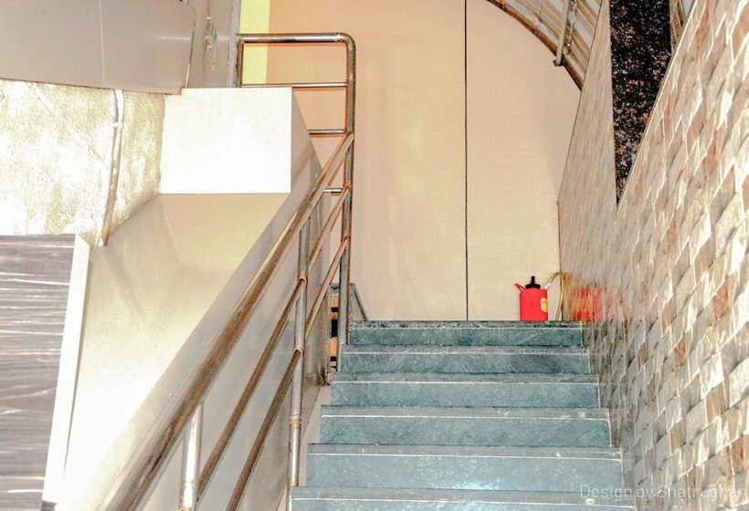 فندق Sarovar Grand