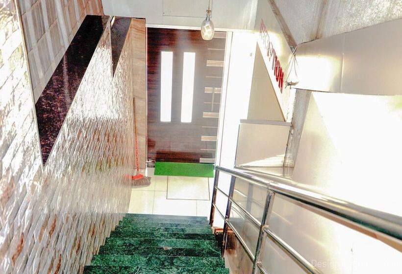 فندق Sarovar Grand