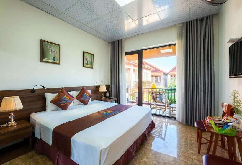 هتل The Little Village