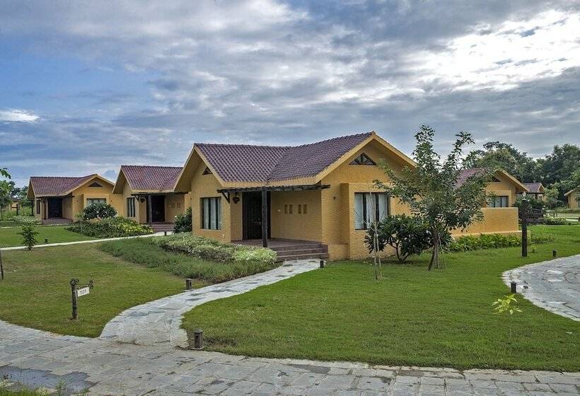 هتل Welcomheritage Tadoba Vanya Villas Resort & Spa