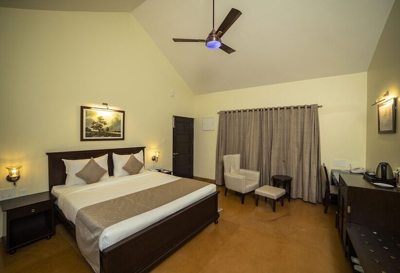 هتل Welcomheritage Tadoba Vanya Villas Resort & Spa