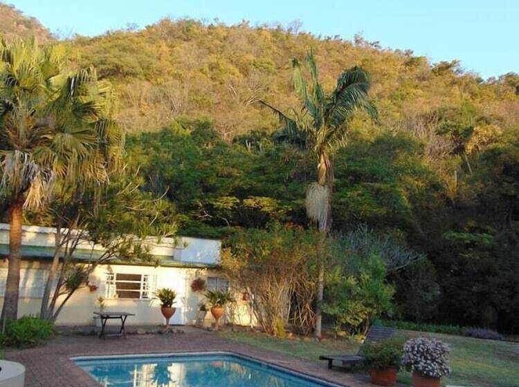 Пансион Fountain Baths Guest Cottages