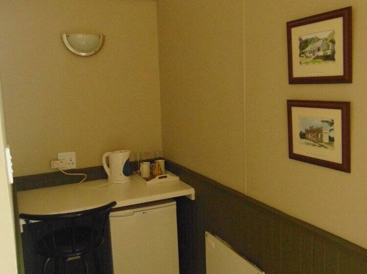 Пансион Fountain Baths Guest Cottages