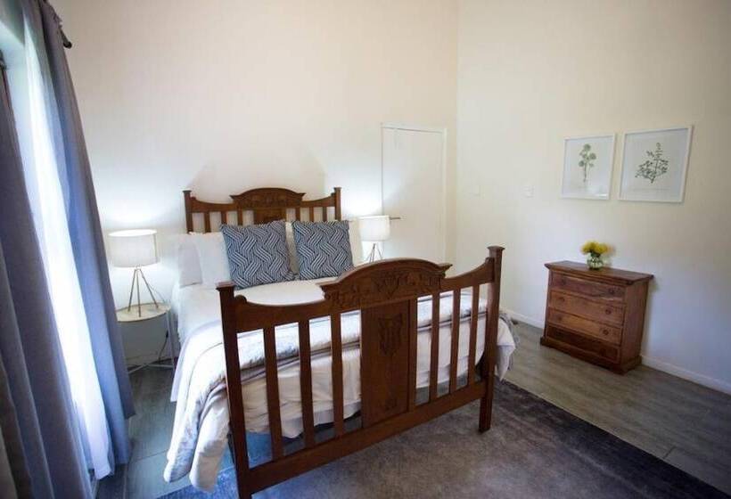 Пансион Leipzig Country House & Winery