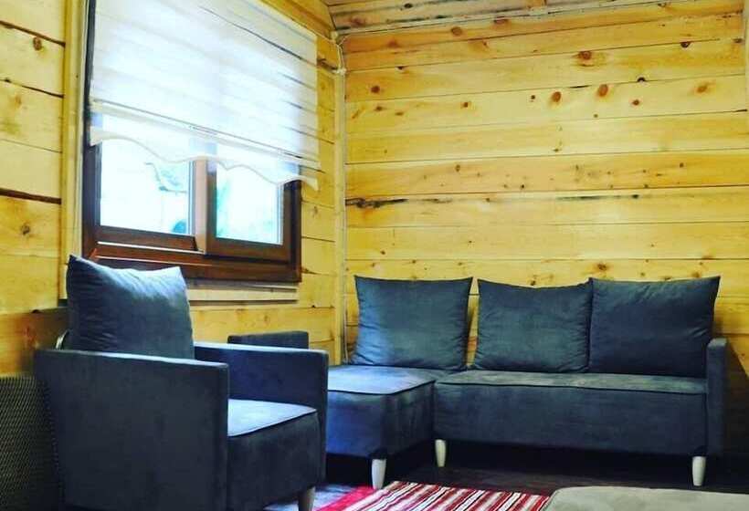 פנסיון Lorant Dag Evleri