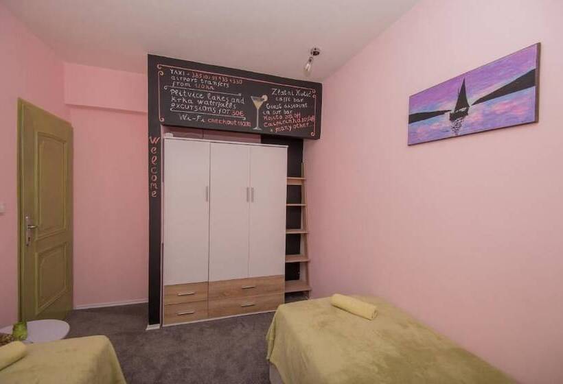 ペンション Tequila Apartments & Rooms   Adults Only