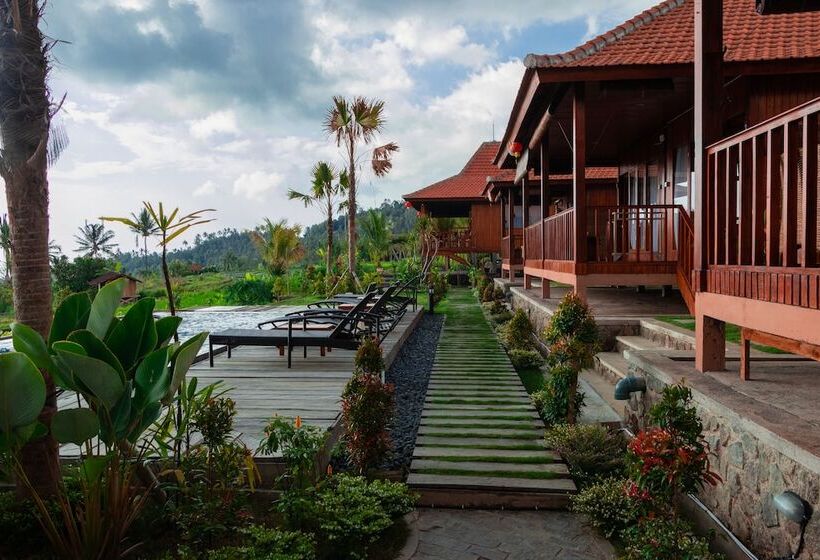 פנסיון Villa Sande