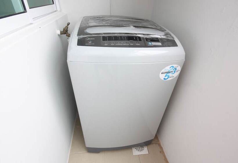 Shamrock Beach Villas Seaview 15