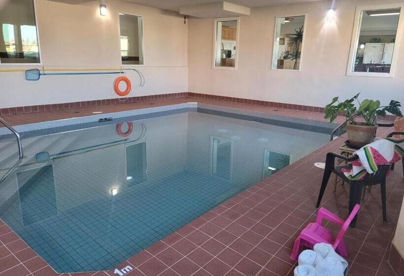 Western Budget Motel #3 Whitecourt