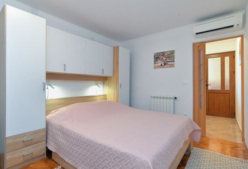 Apartments Voltica 1049