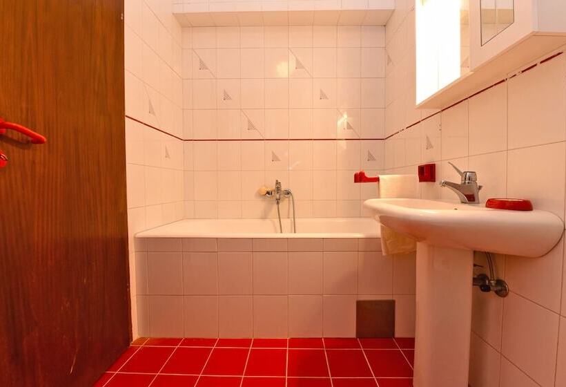 Apartment Milena 1560