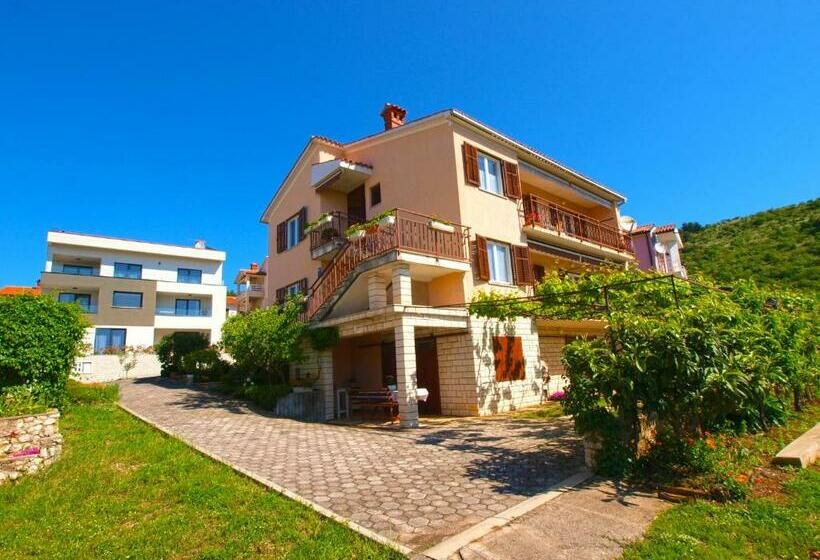 Apartments Medulinska Rabac 757