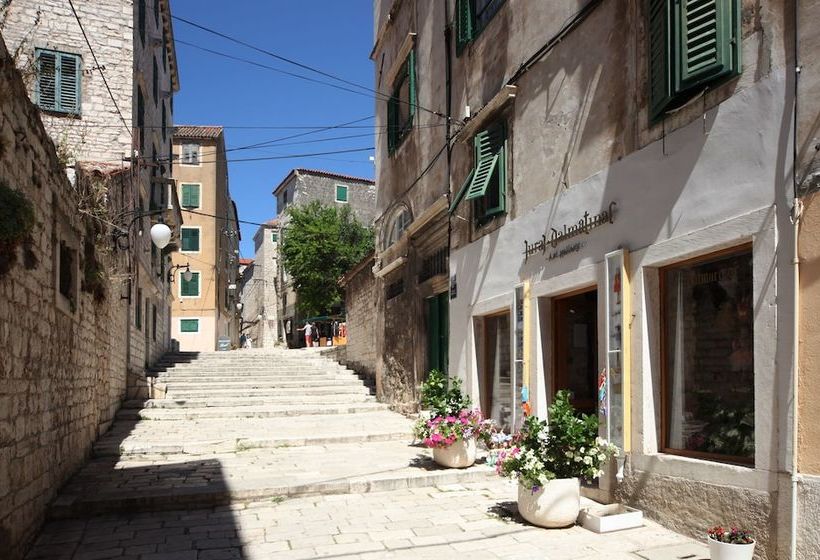 Apartment Kiara šibenik