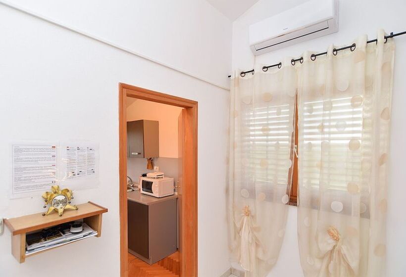 Apartment Klaudija 1629