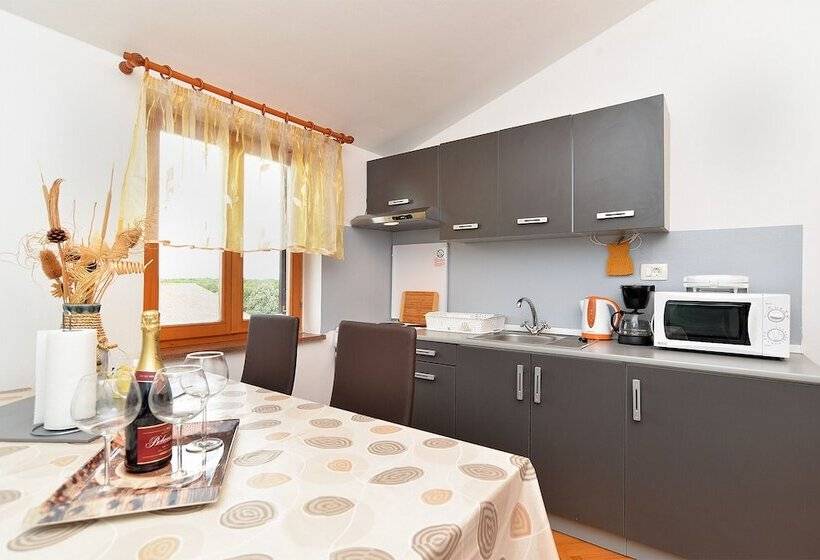 Apartment Klaudija 1629