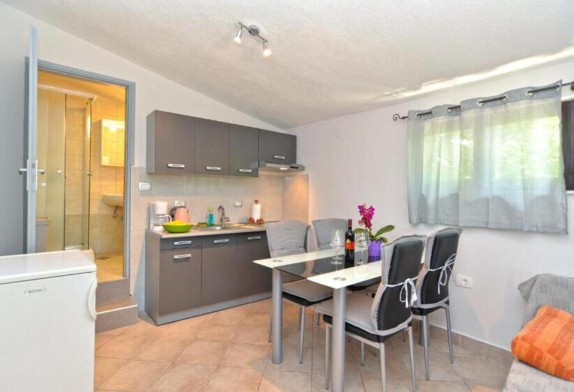 Apartment Vesna 1642