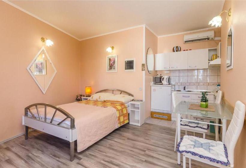 Apartment Home Sweet Home