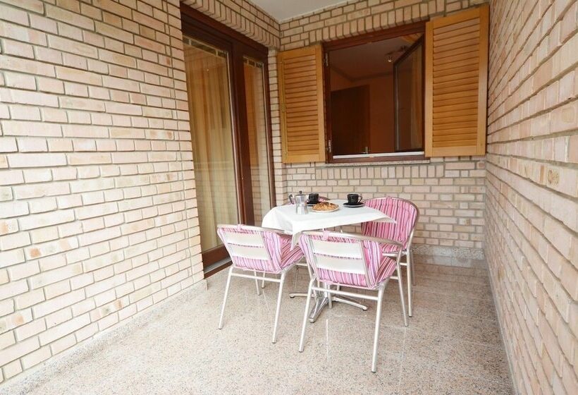 Apartments Benussi 1045