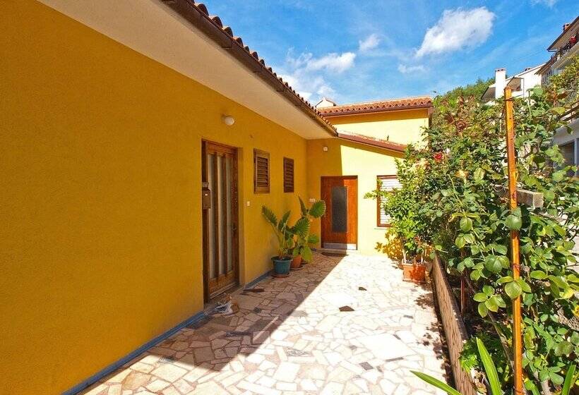 Apartments Boris 154