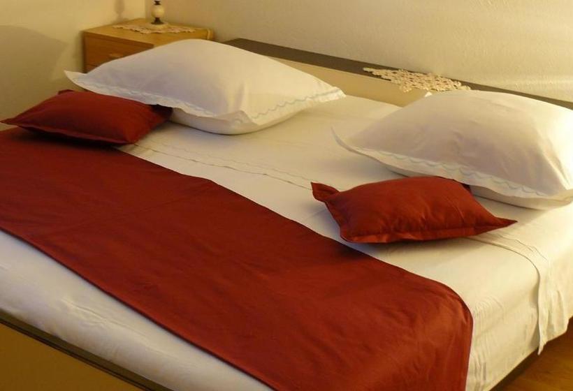 Apartments Fran Only 150m From Beach