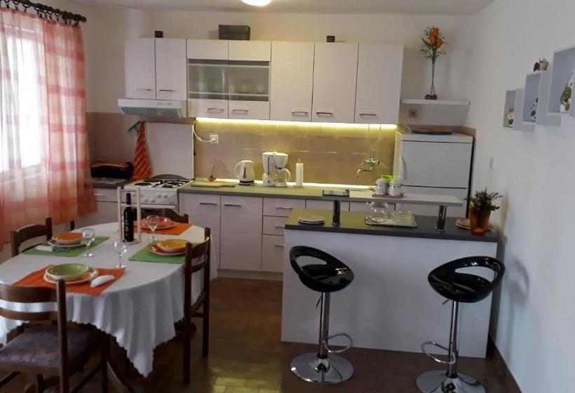 Apartments Fran Only 150m From Beach