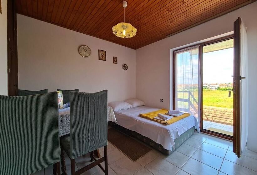 Apartments Zlatko 1397