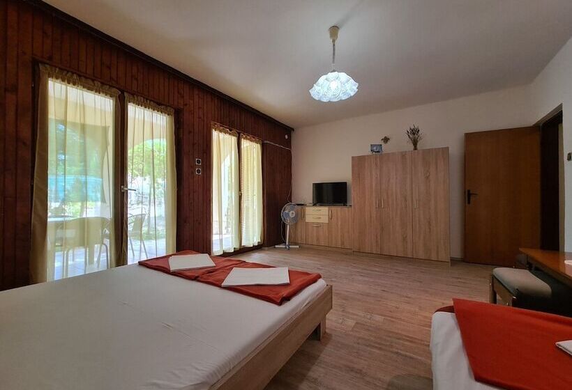 Apartments Zlatko 1397