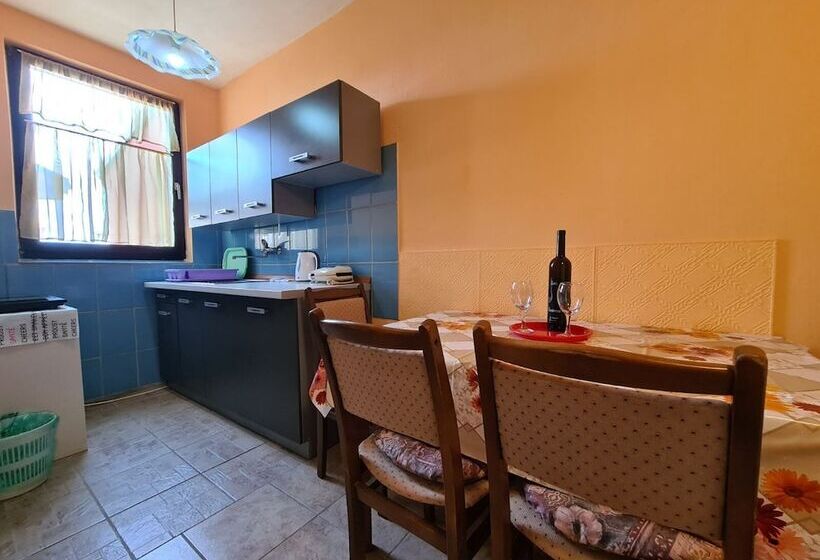 Apartments Zlatko 1397