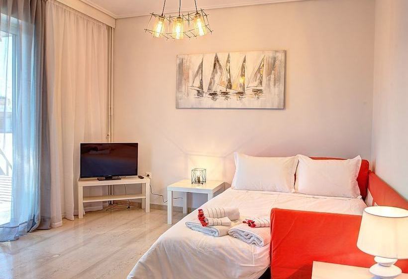 Beautiful Apartment In Glyfada Center