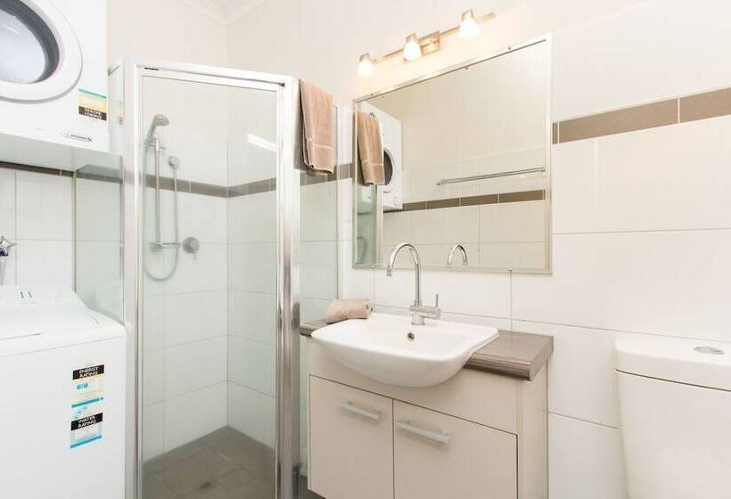 Cable Beach Apartments