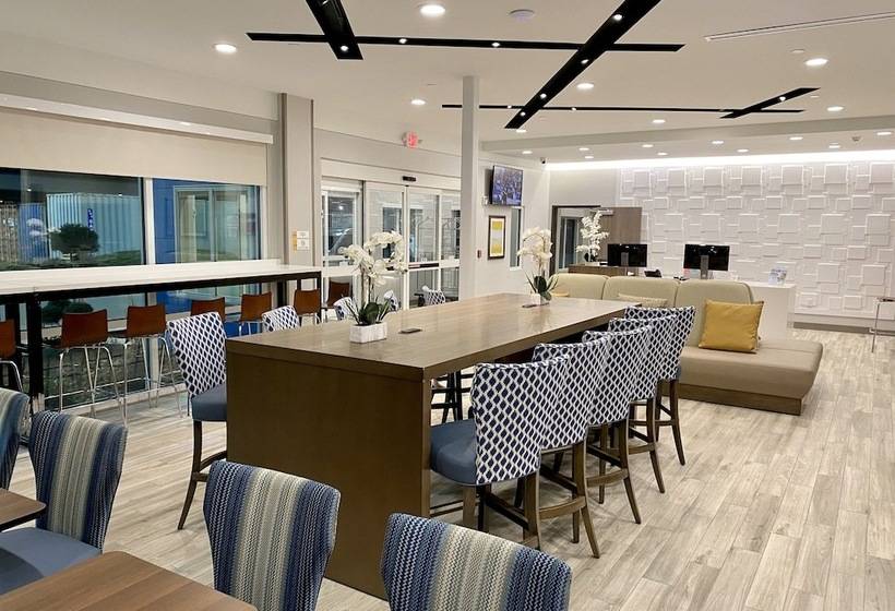 酒店 Days Inn By Wyndham Beaumont West I10 Walden