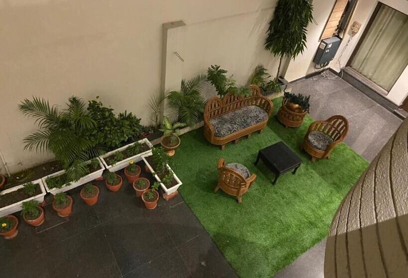 ホテル Exotic   5 Min Walk From Golden Temple