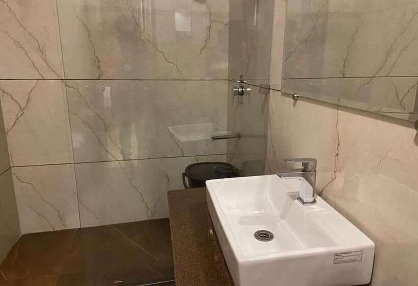 ホテル Exotic   5 Min Walk From Golden Temple