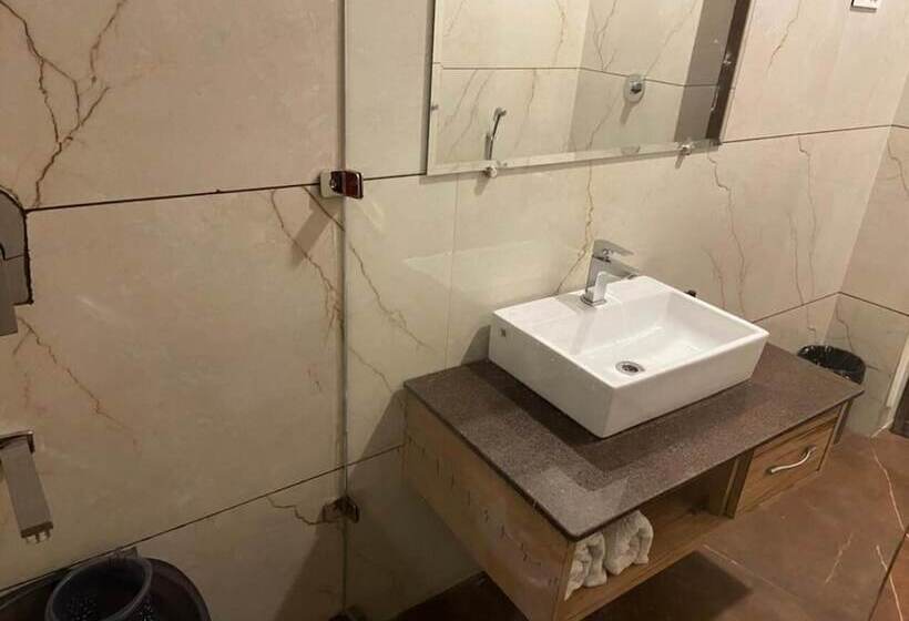 ホテル Exotic   5 Min Walk From Golden Temple