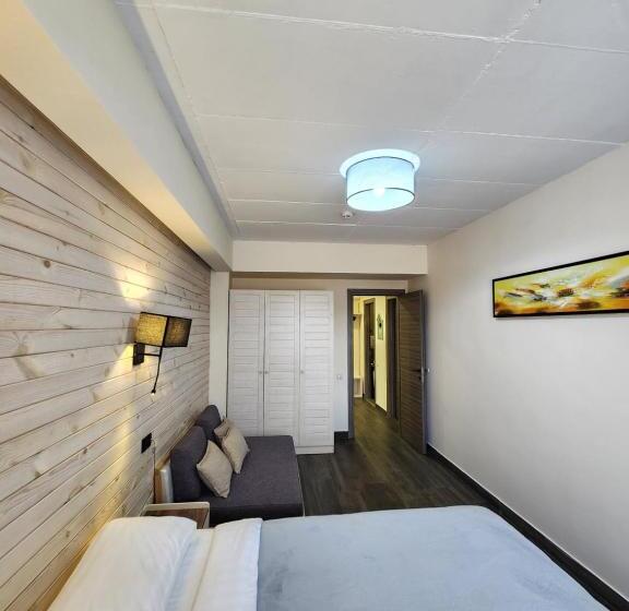 هتل Gudauri Hills Apart