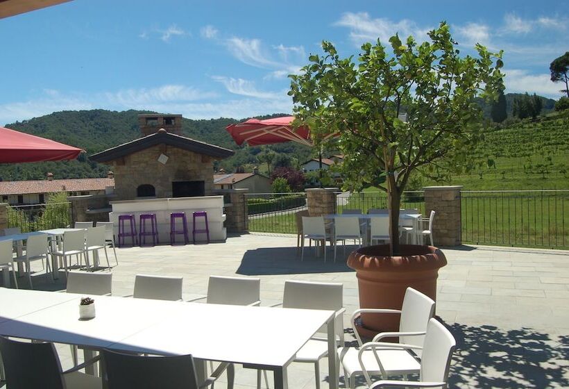 Отель Tata O Family Spa & Resort