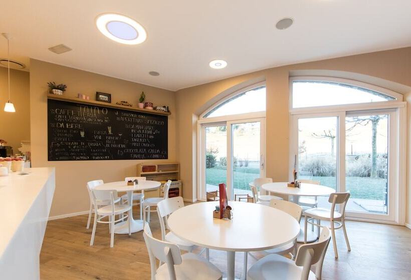 Отель Tata O Family Spa & Resort