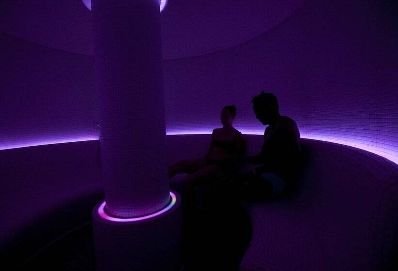 Отель Tata O Family Spa & Resort