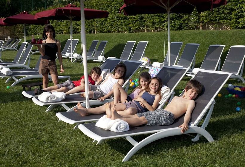 Отель Tata O Family Spa & Resort