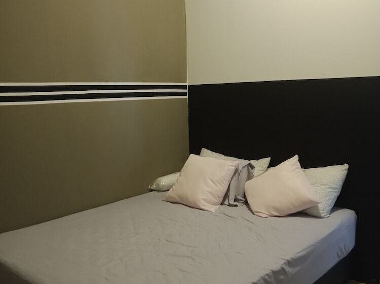 פנסיון Gosh Desaru Bed Space